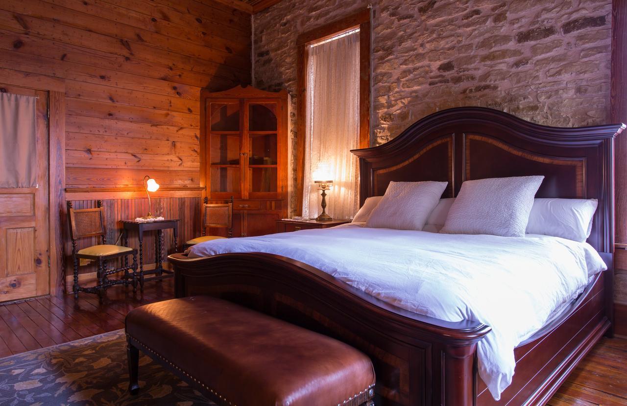 Upstairs Inn Hico Zewnętrze zdjęcie