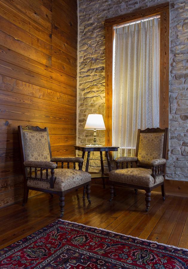 Upstairs Inn Hico Zewnętrze zdjęcie
